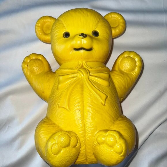 Vintage Regal Plastic Blow Mold Yellow Teddy Bear Coin Bank Yellow Nostalgic Kid - Picture 1 of 6